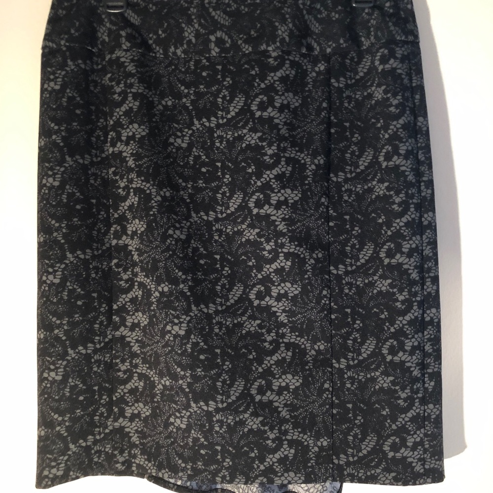 NYC Pleaded Knee Length Black n Grey Skirt
